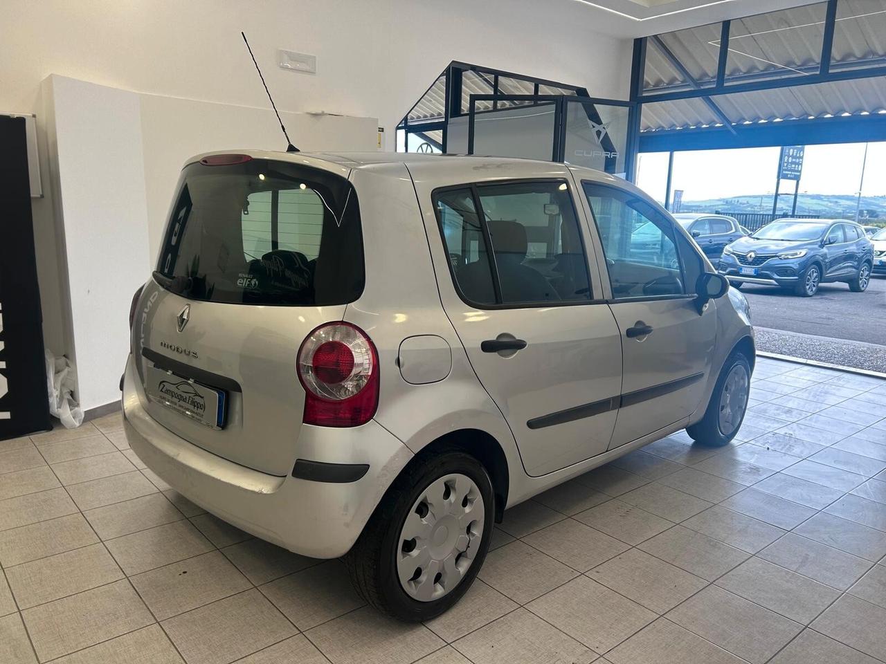 Renault Modus 1.5 dCi 85CV Initiale 2006