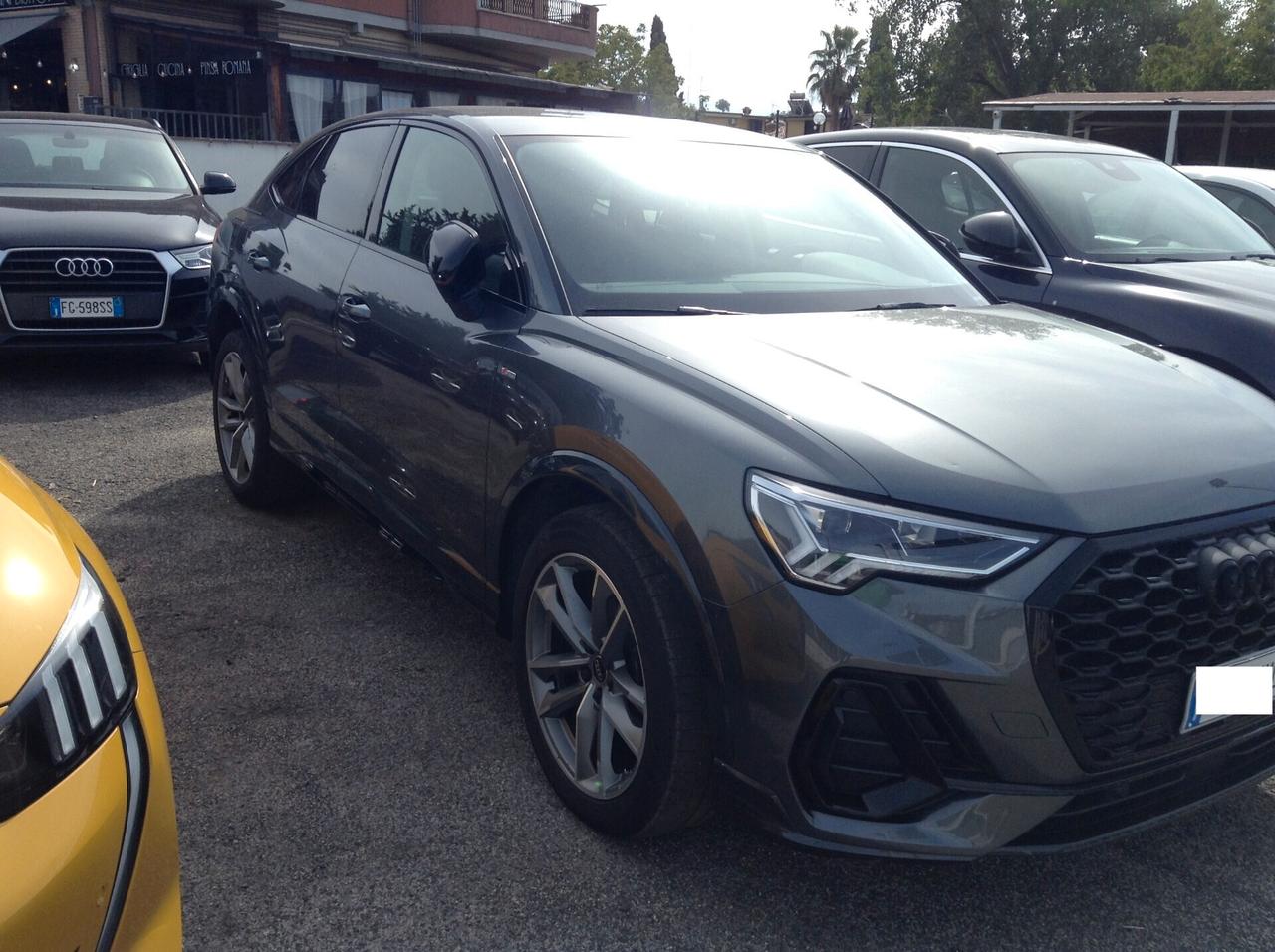 Audi Q3 35 TDI S tronic S - LINE, QUATTRO, FULL FULL. BELLISSIMA, FARI LED, PORTELLONE ELETTRICO ,PARI AL NUOVO!!!