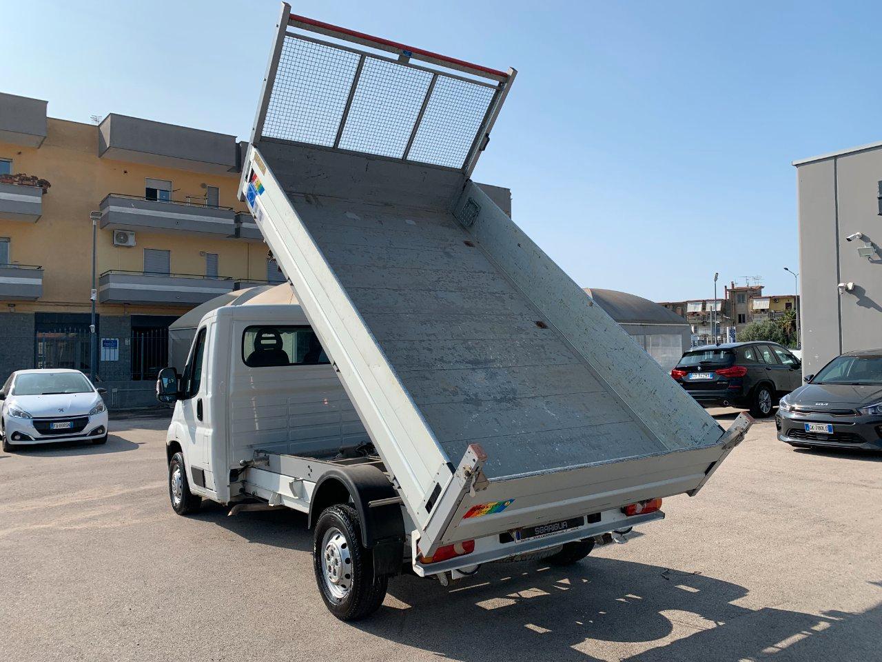 PEUGEOT Boxer Ribaltabile Trilaterale Cassone Fisso