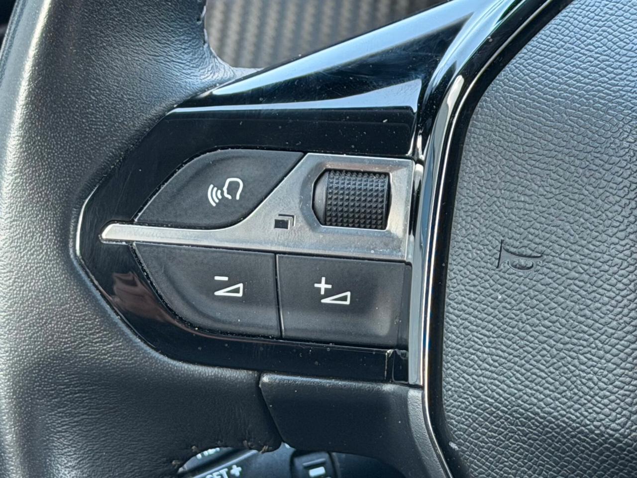Peugeot 2008 PureTech 100 S&S Allure