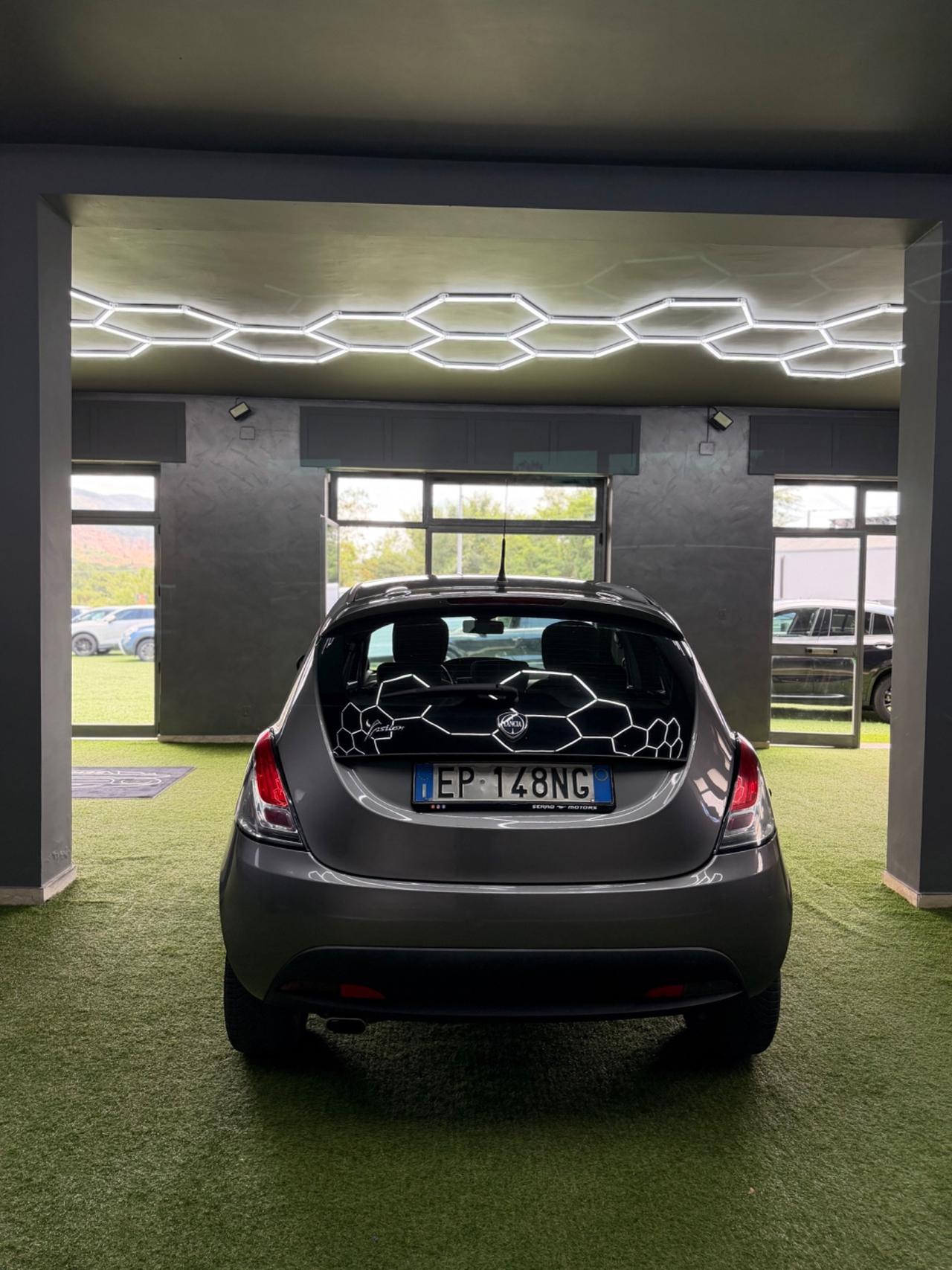 Lancia Ypsilon 1.2 Benz 69 CV