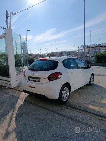 PEUGEOT 208 BlueHDi 75 5 porte Allure i.m