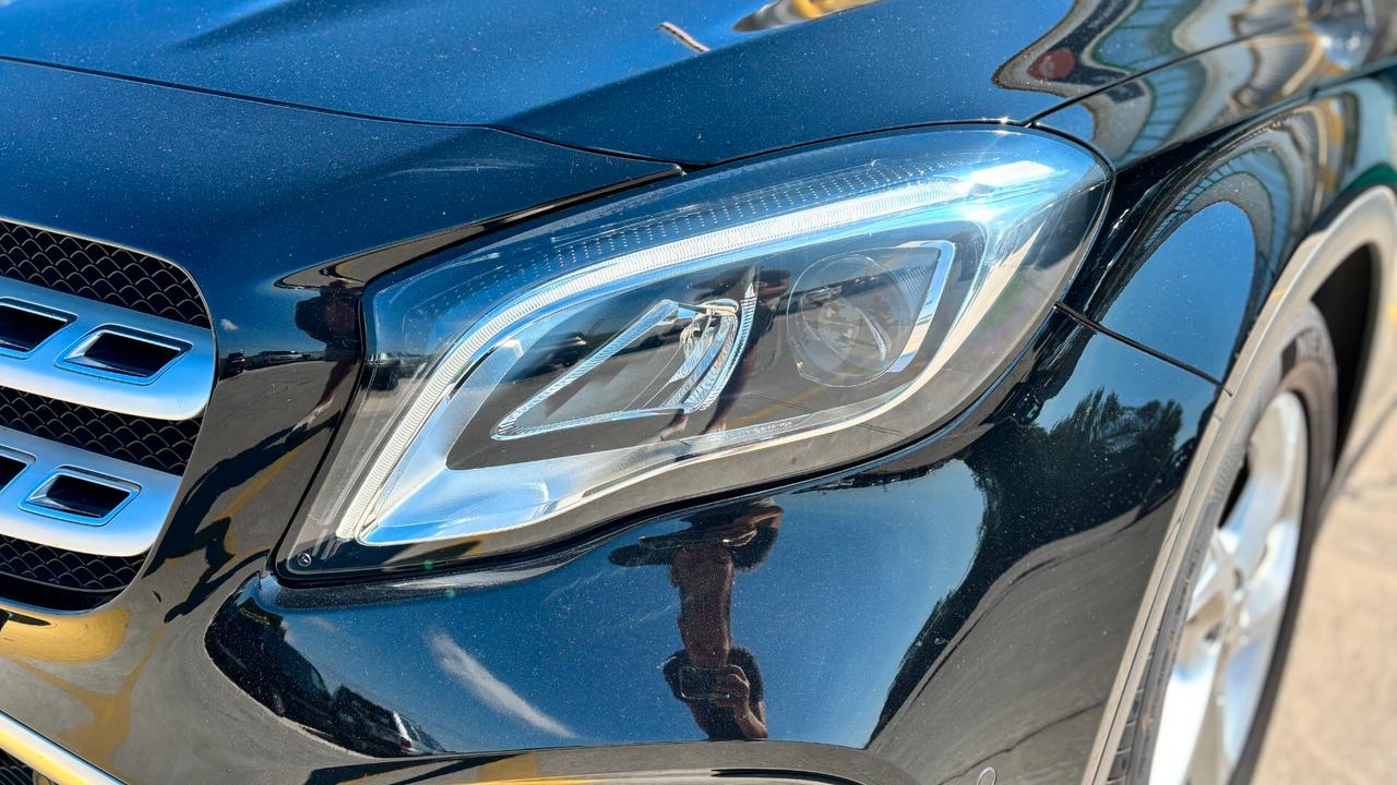 Mercedes-benz GLA 180 Premium