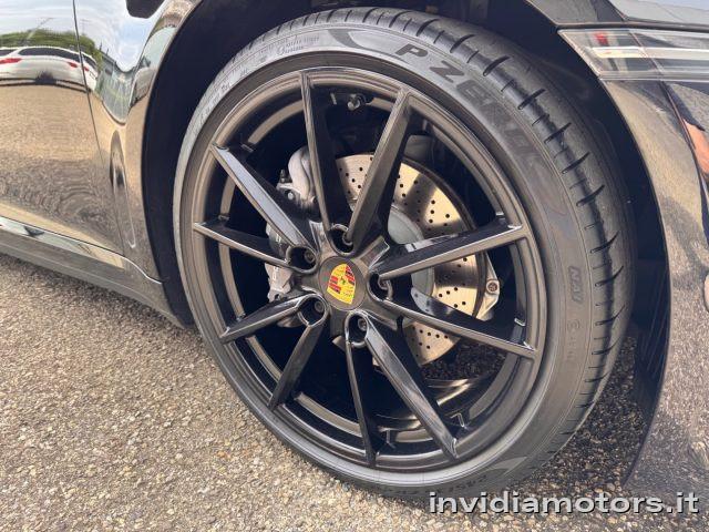PORSCHE 992 Carrera Sport Design+Chrono