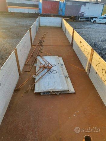 Semirimorchio vasca ribaltabile MENCI