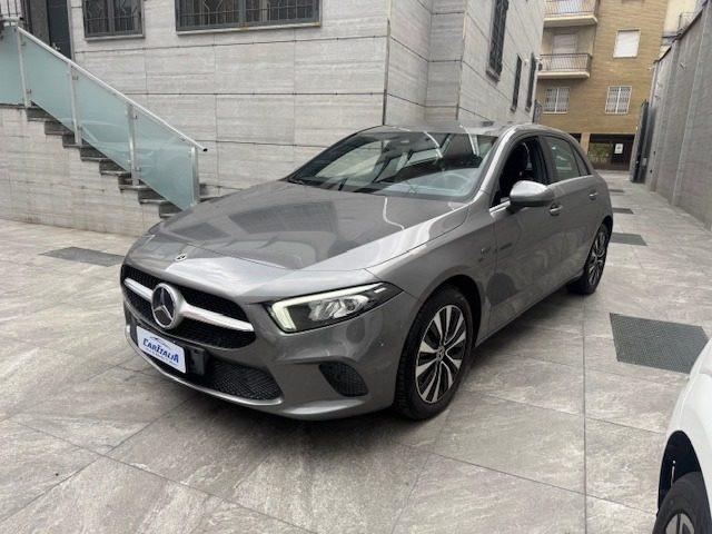 MERCEDES-BENZ A 250 e Automatic EQ-Power Business Extra