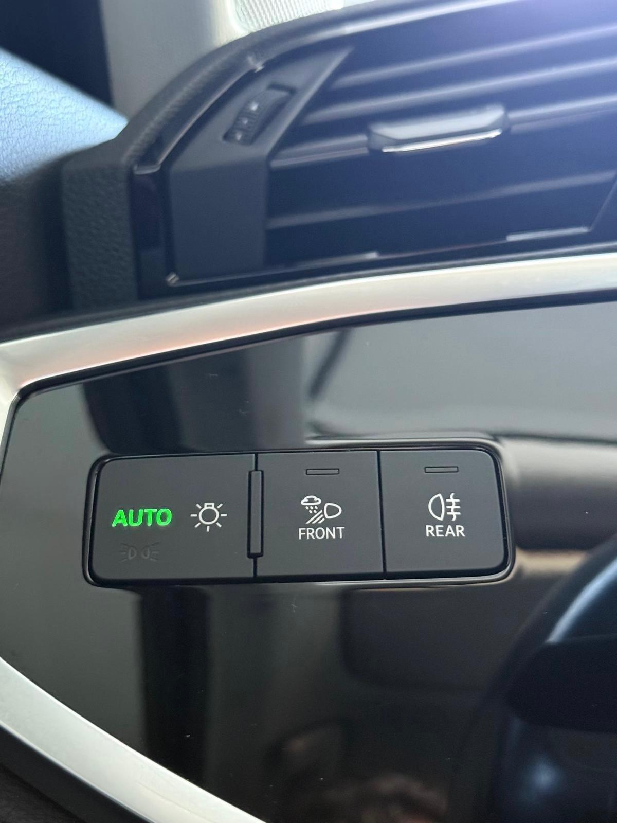 Audi Q3 Sportback 35 2.0 Tdi 150CV Stron S LINE