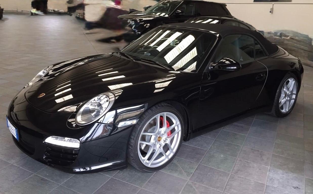 Porsche 911 Carrera 4 Cabriolet MK2 - LEGGERE