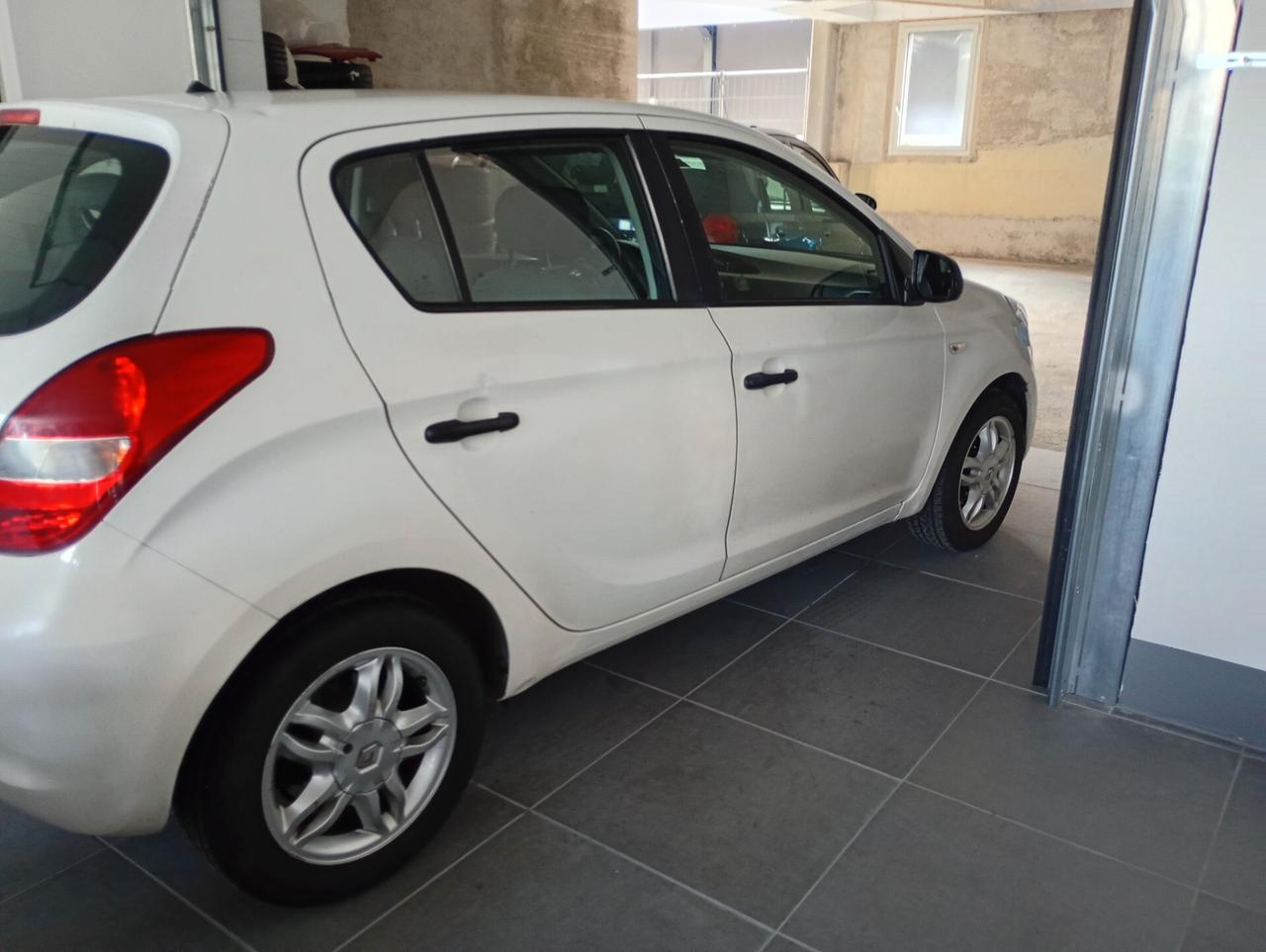 Hyundai i20 1.4 CRDi 5p. Sound Edition
