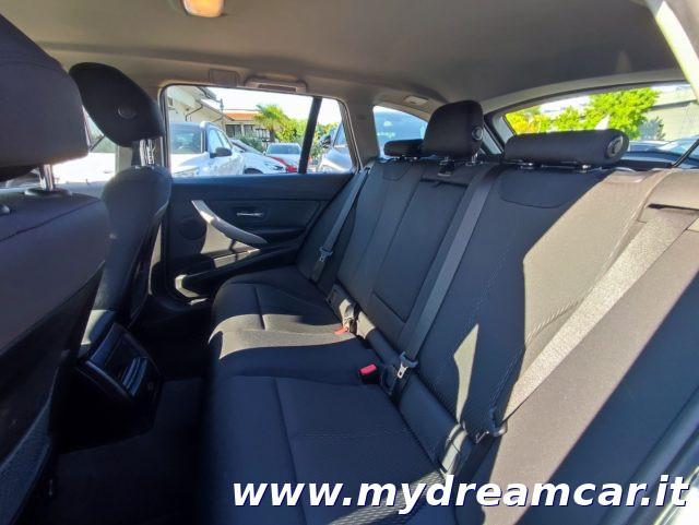 BMW 318 d Touring Advantage