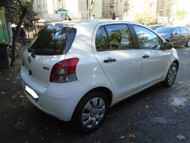 Yaris '11 EURO5 96000 KM UNIPRO OK NEOP