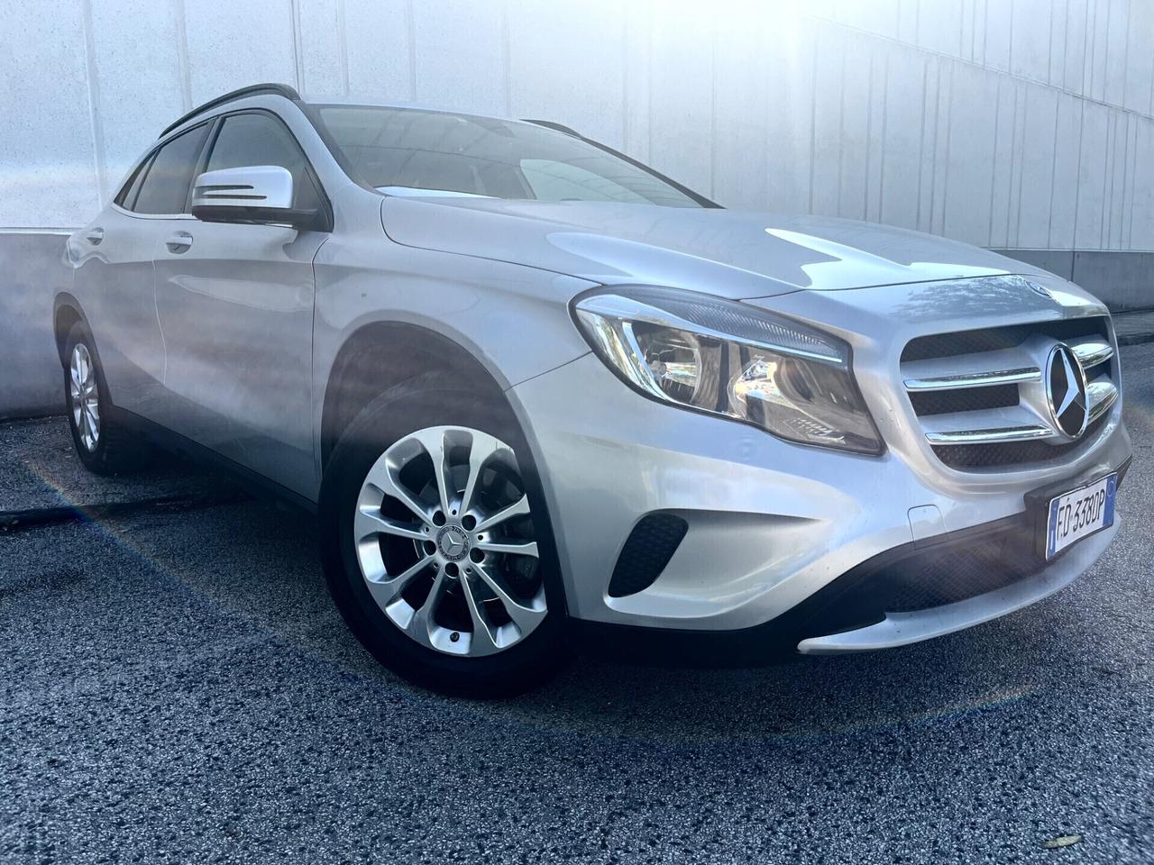 GLA 200 (136cv) MOTORE MERCEDES 4MATIC*AUTOMATICO