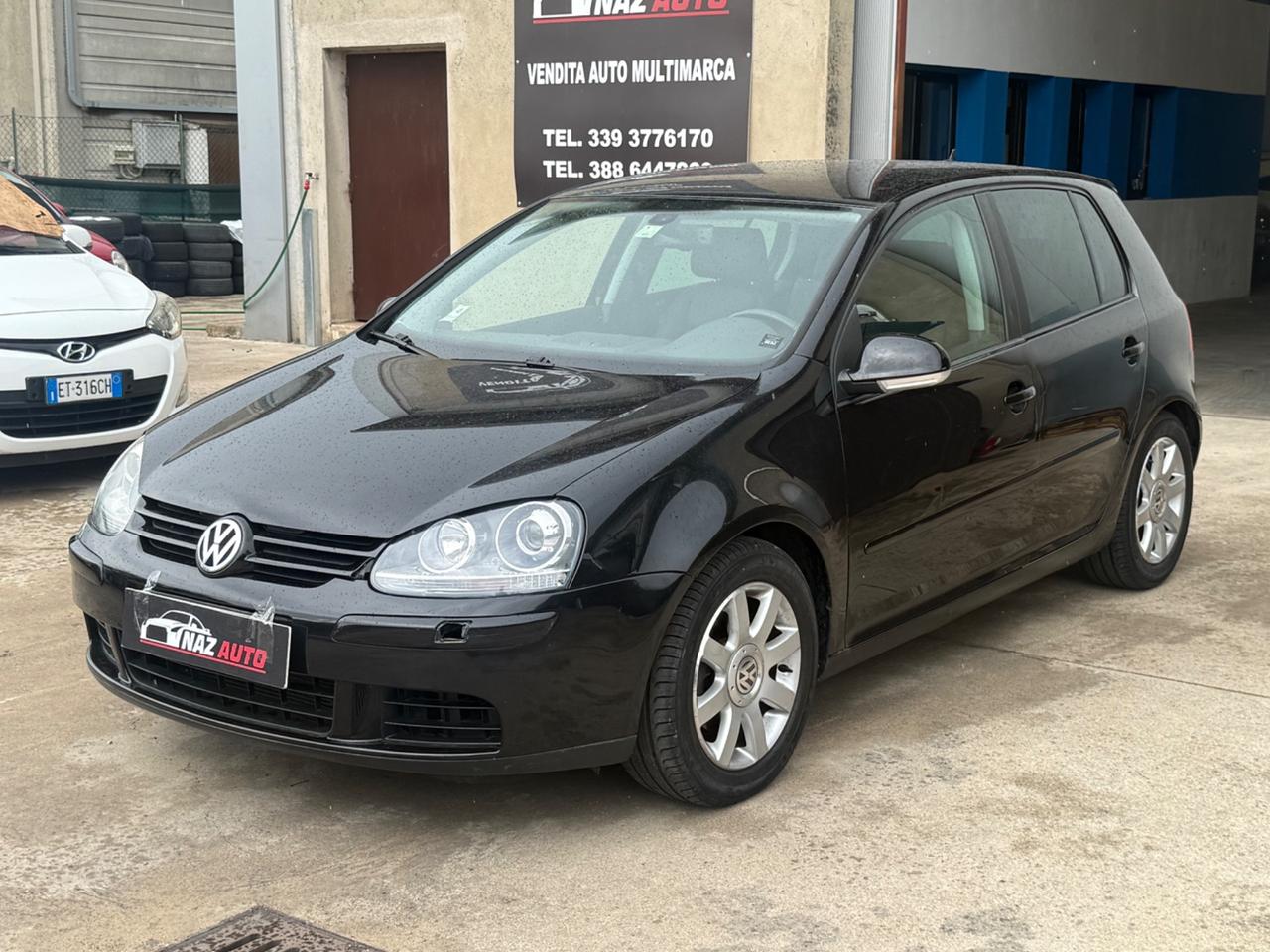 Volkswagen Golf 2.0 16V FSI 5p. Sportline