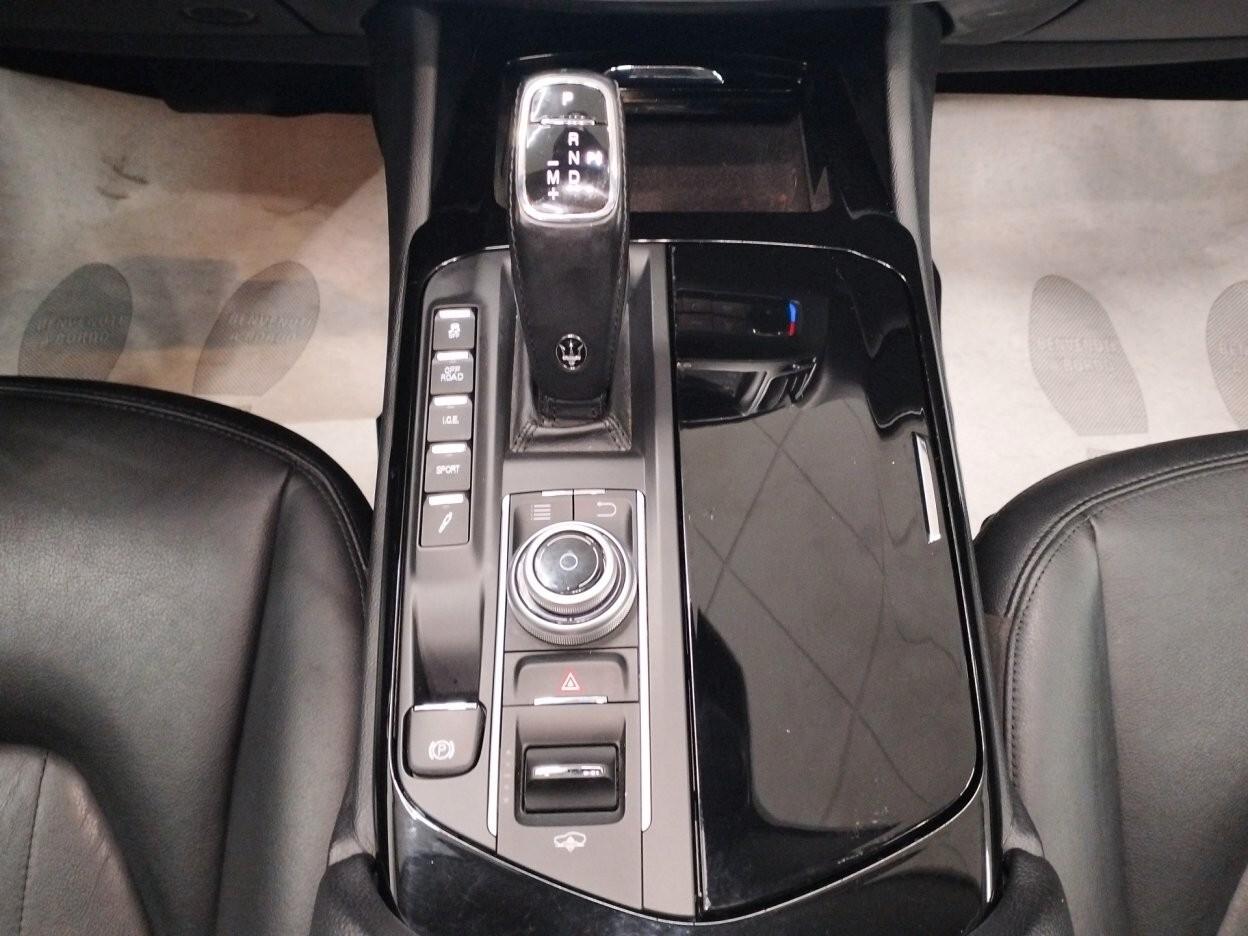 Maserati Levante 3.0 V6 Granlusso 250cv auto my19