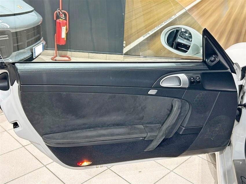 Porsche 911 997 Coupe 3.8 Carrera 4 GTS