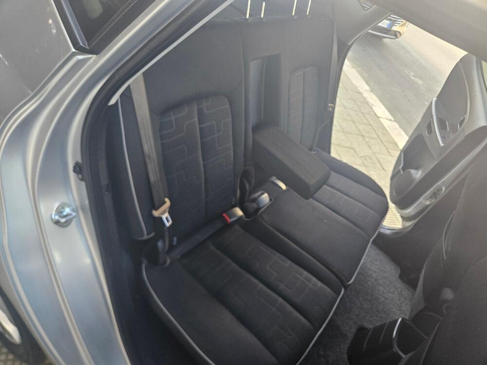 Kia Venga 1.4 CRDi 90CV Cool" Con Tetto Panoramico