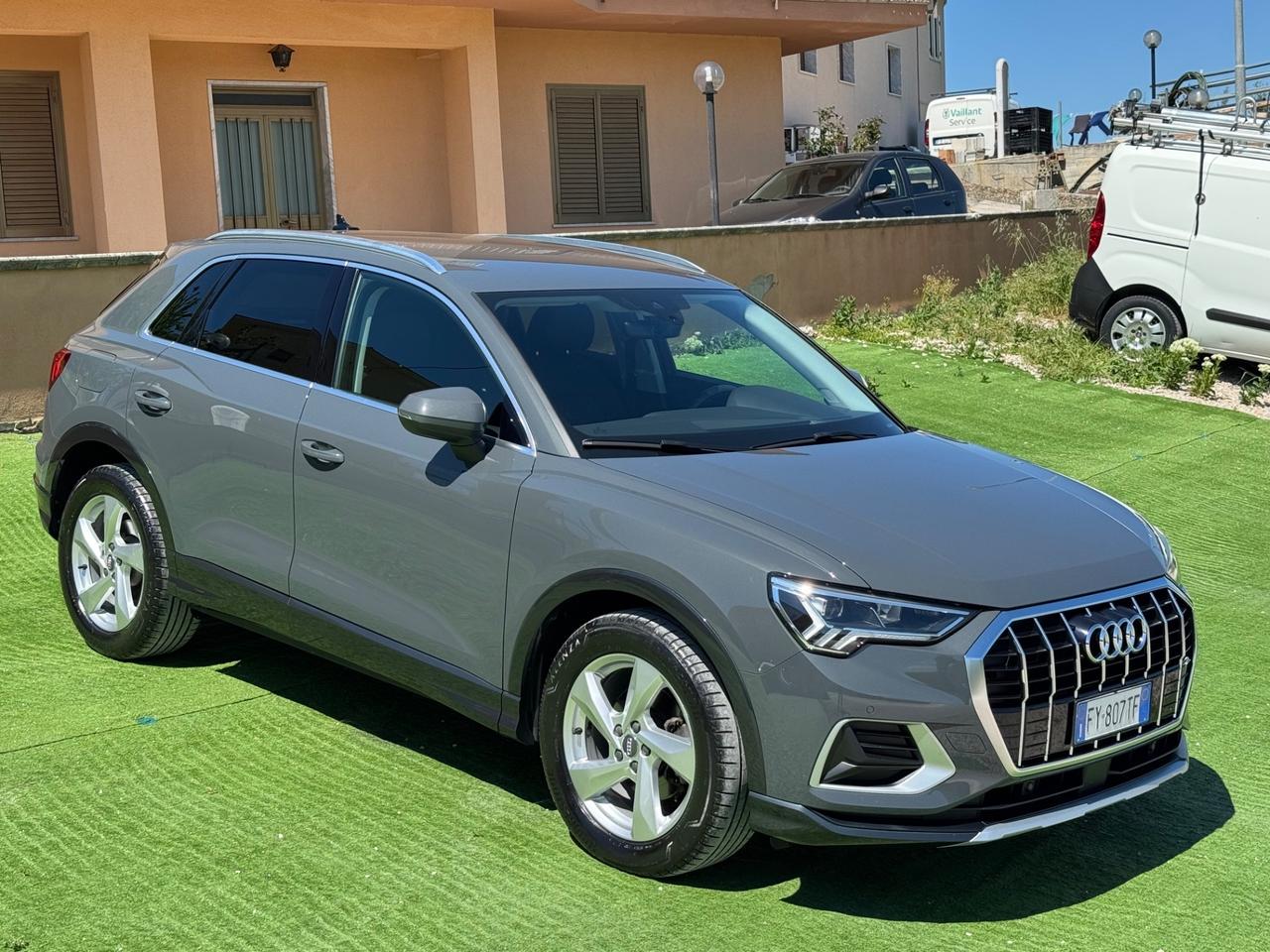 Audi Q3 35 TDI S tronic Advanced (Retrocamera)