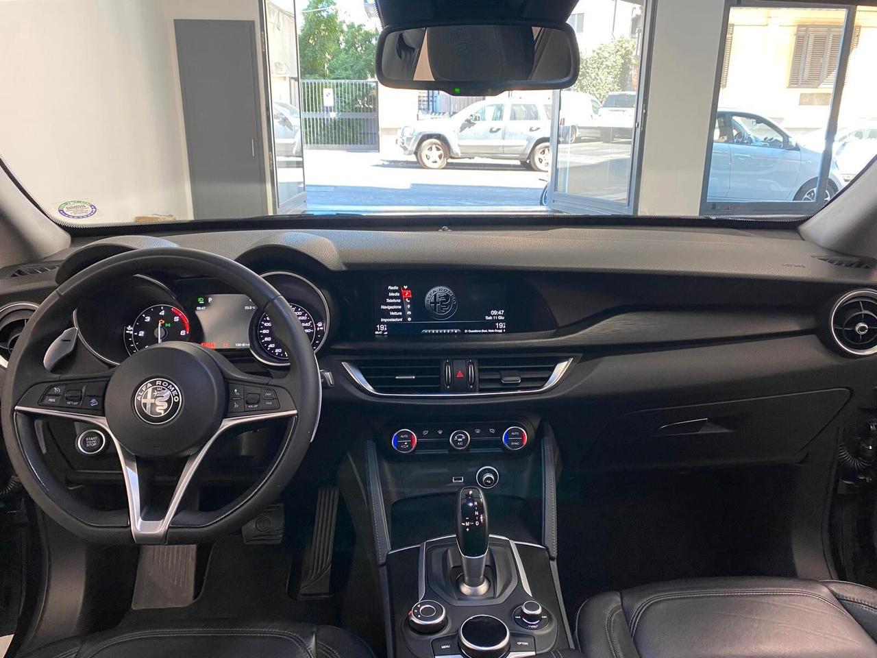 Alfa Romeo Stelvio 2.2 Turbodiesel 180 CV AT8 RWD Business