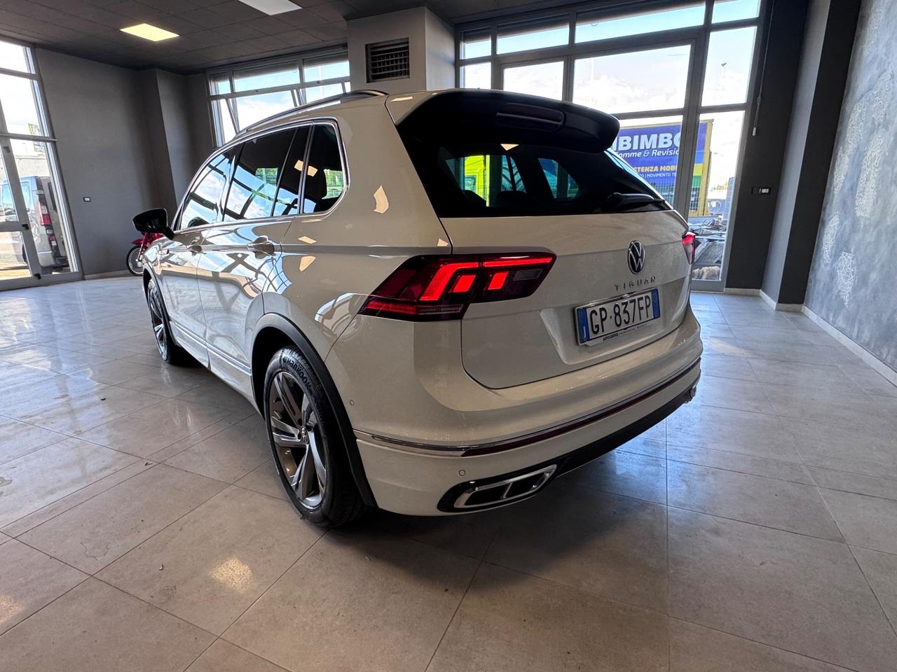 VOLKSWAGEN TIGUAN MY2023 2.0 TDI DSG RLINE
