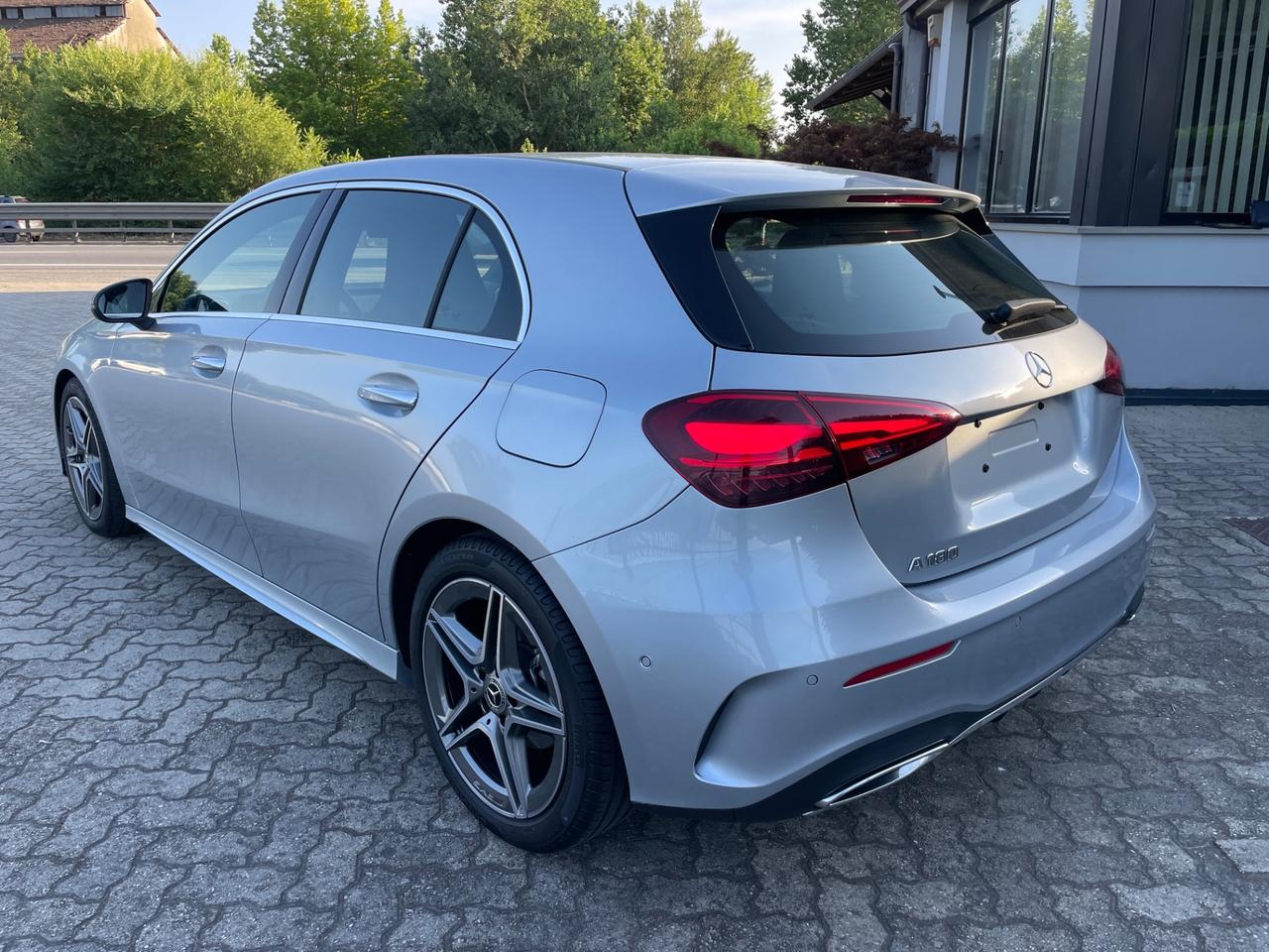 Mercedes-benz A 180 Automatic AMG Line Premium