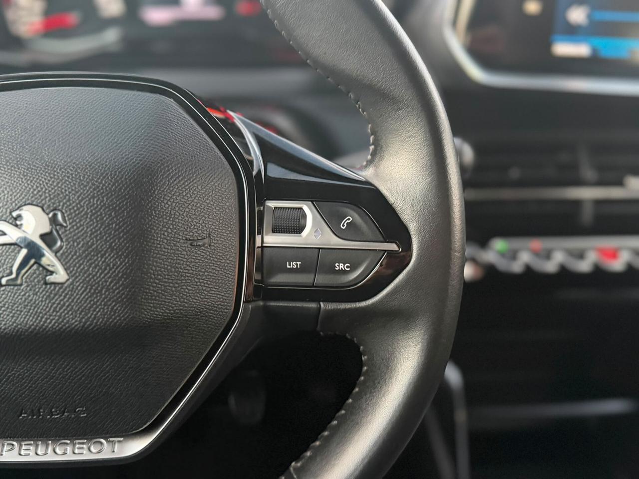 Peugeot 2008 1.2 Benzina 2021