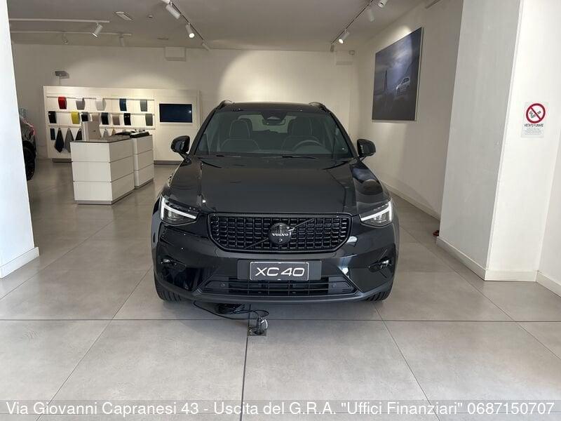 Volvo XC40 B3 automatico Ultra Black Edition