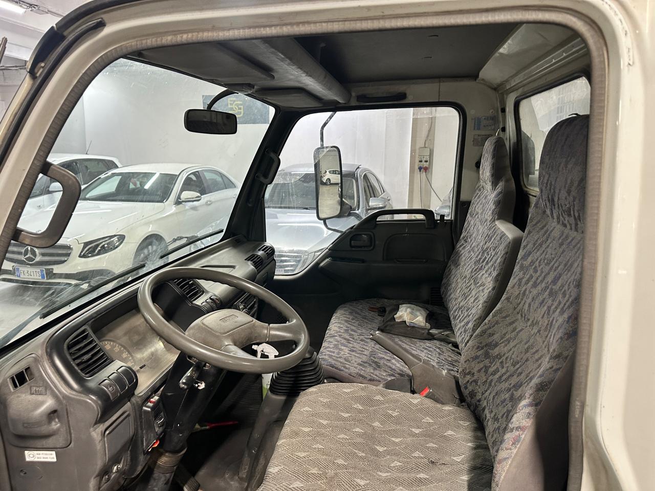 Isuzu ribaltabile trilaterale