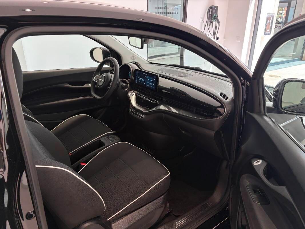Fiat 500 42 kWh