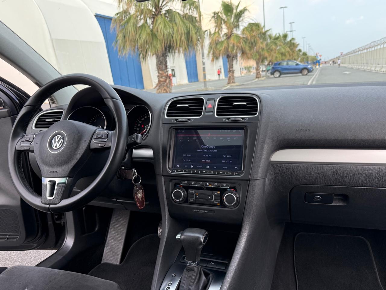 Volkswagen Golf 2.0 TDI 140CV DPF DSG 5p. Highline-TETTO-FULL