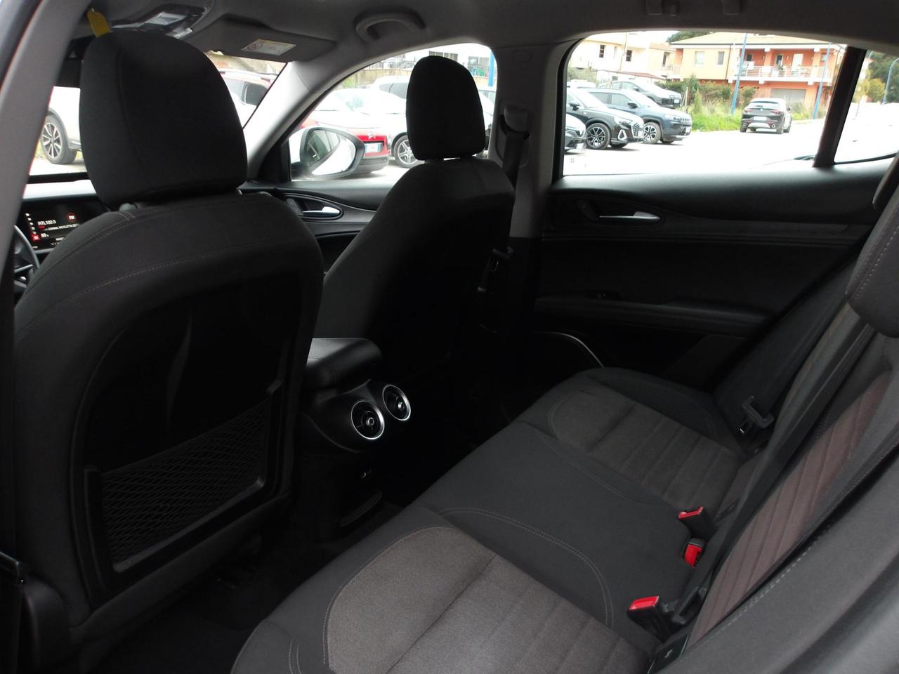 Alfa Romeo Stelvio 2.2 t Super rwd 180cv auto