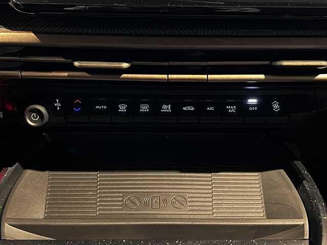 Lancia Ypsilon 1.2 Hybrid e-DCT LX