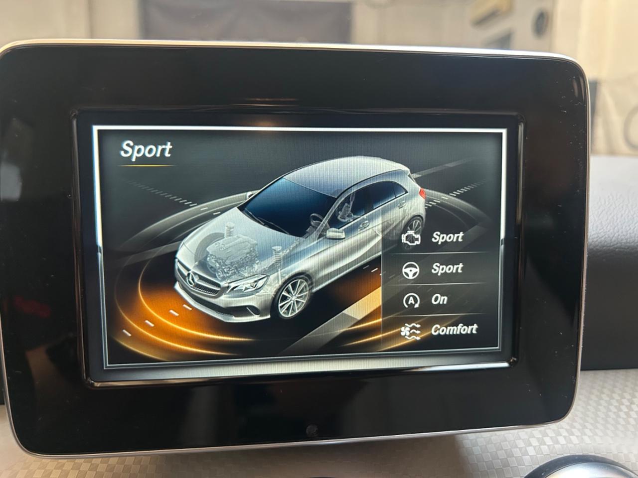 Mercedes-benz A 180 d Automatic Premium