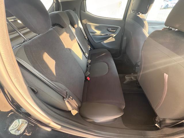 LANCIA Ypsilon 1.2 69 CV 5 porte GOLD OK NEOPATENTATI COME NUOVA