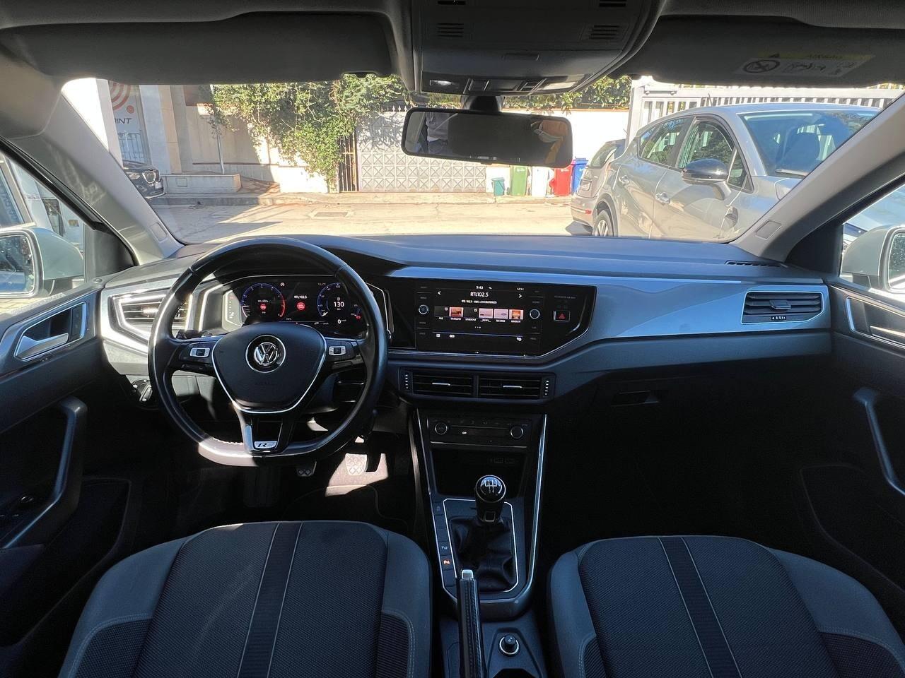 Polo VI 2017 5p 1.0 tsi Comfortline 95cv