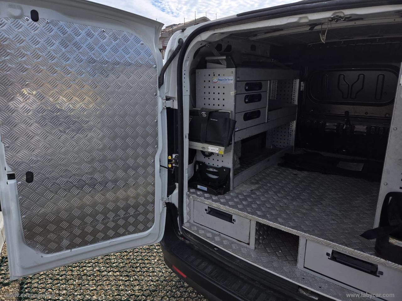Doblò 1.6 MJT 105CV PC-TN Cargo Lam. SX