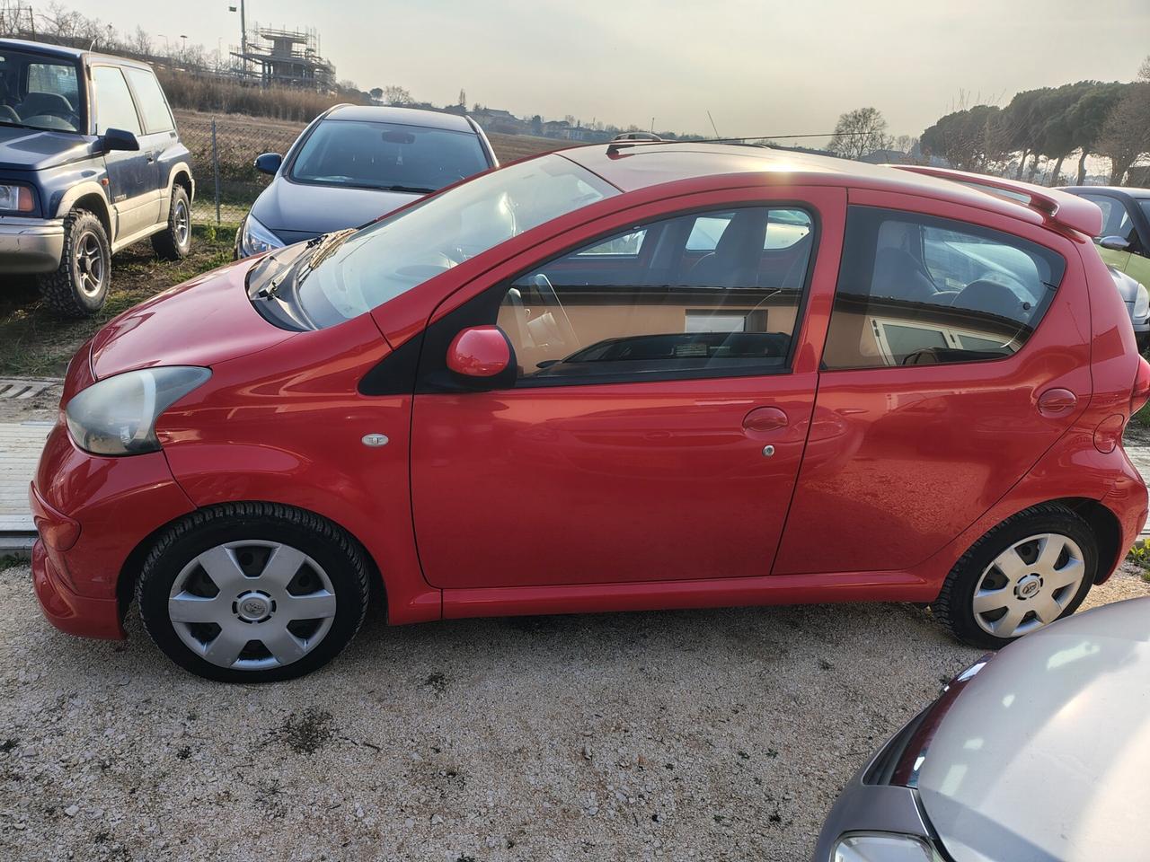 Toyota Aygo 1.0 12V VVT-i 5 porte