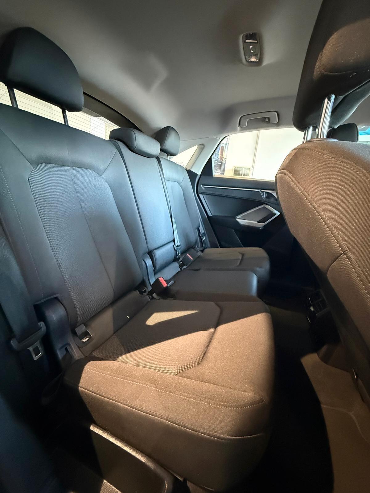 Audi Q3 Sportback 35 2.0 tdi Business Plus s-tronic