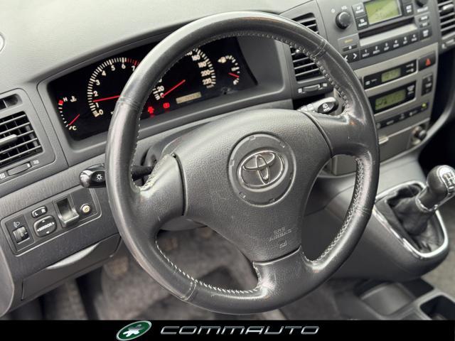 TOYOTA Corolla Verso 1.6 16V
