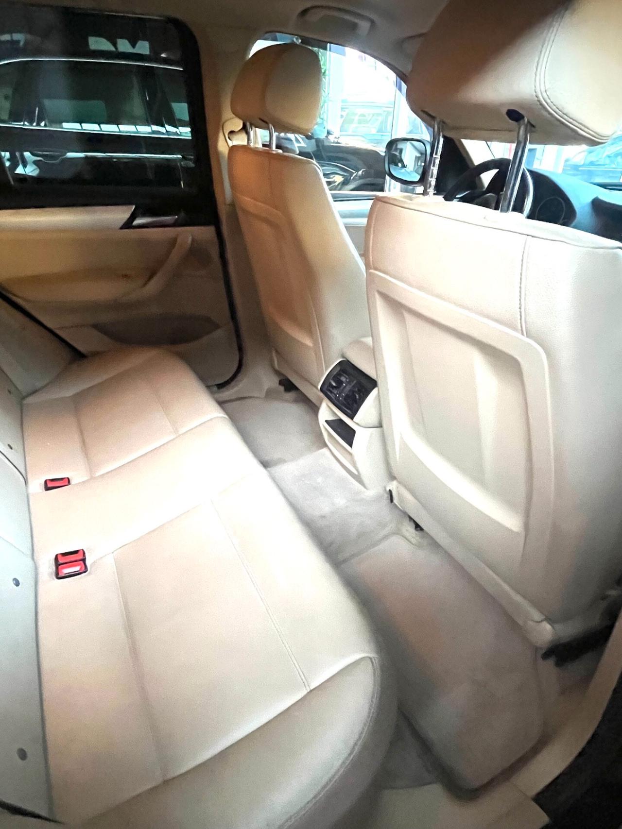BMW X1 X-drive 184 CV BUSSINES PELLE AUTOMATICO NAVI