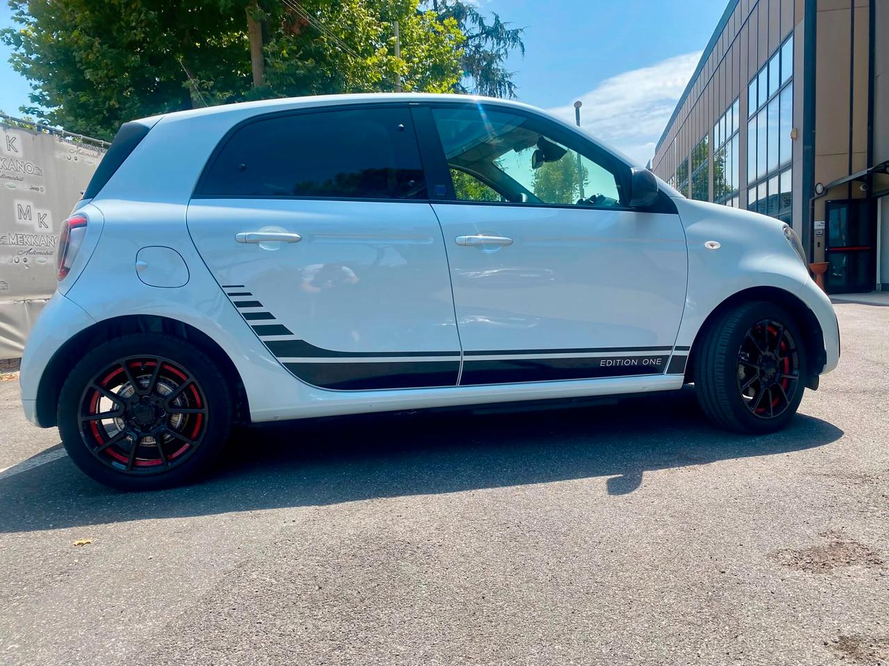 smart forFour EQ edition one, Brabus STYLE CAMERA, FULL LED