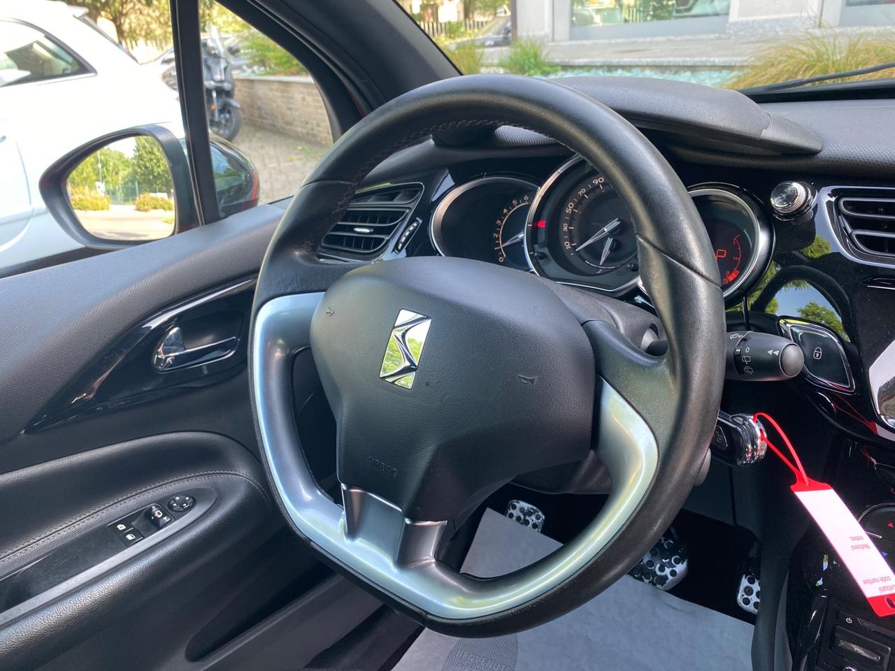 Ds DS3 DS 3 1.6 VTi 120 aut. Just Black GPL!