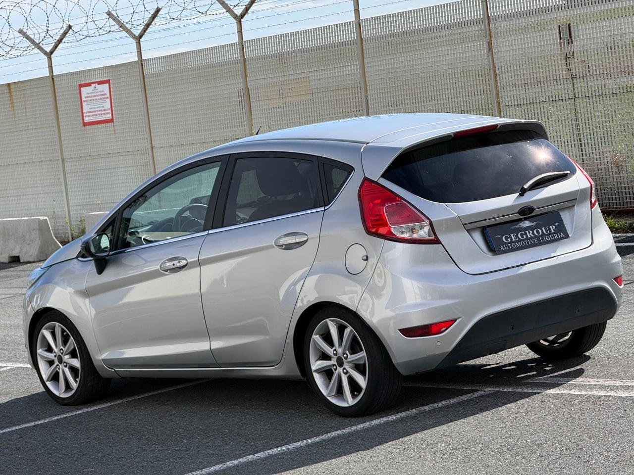 Ford Fiesta 1.4 97 CV - GPL Titanium-FULL