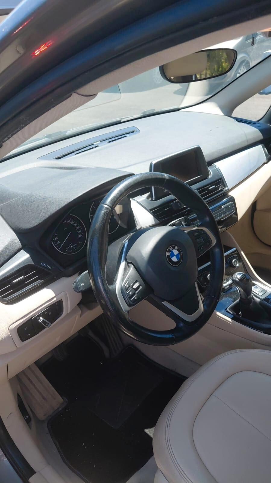 Bmw 216 216d Active Tourer Sport
