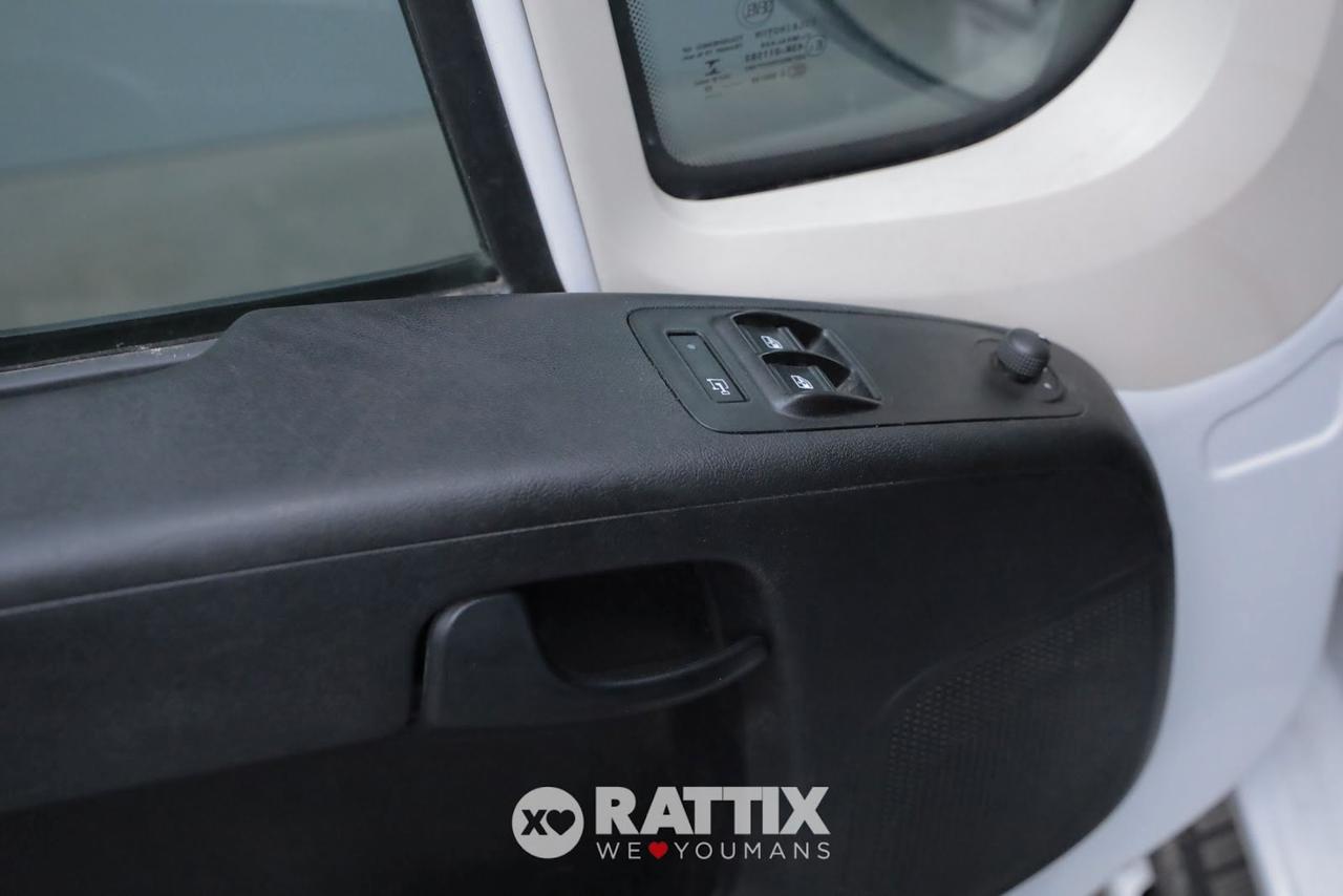 Peugeot Boxer 2.2 BlueHDI 140CV L2H2 (Premium)