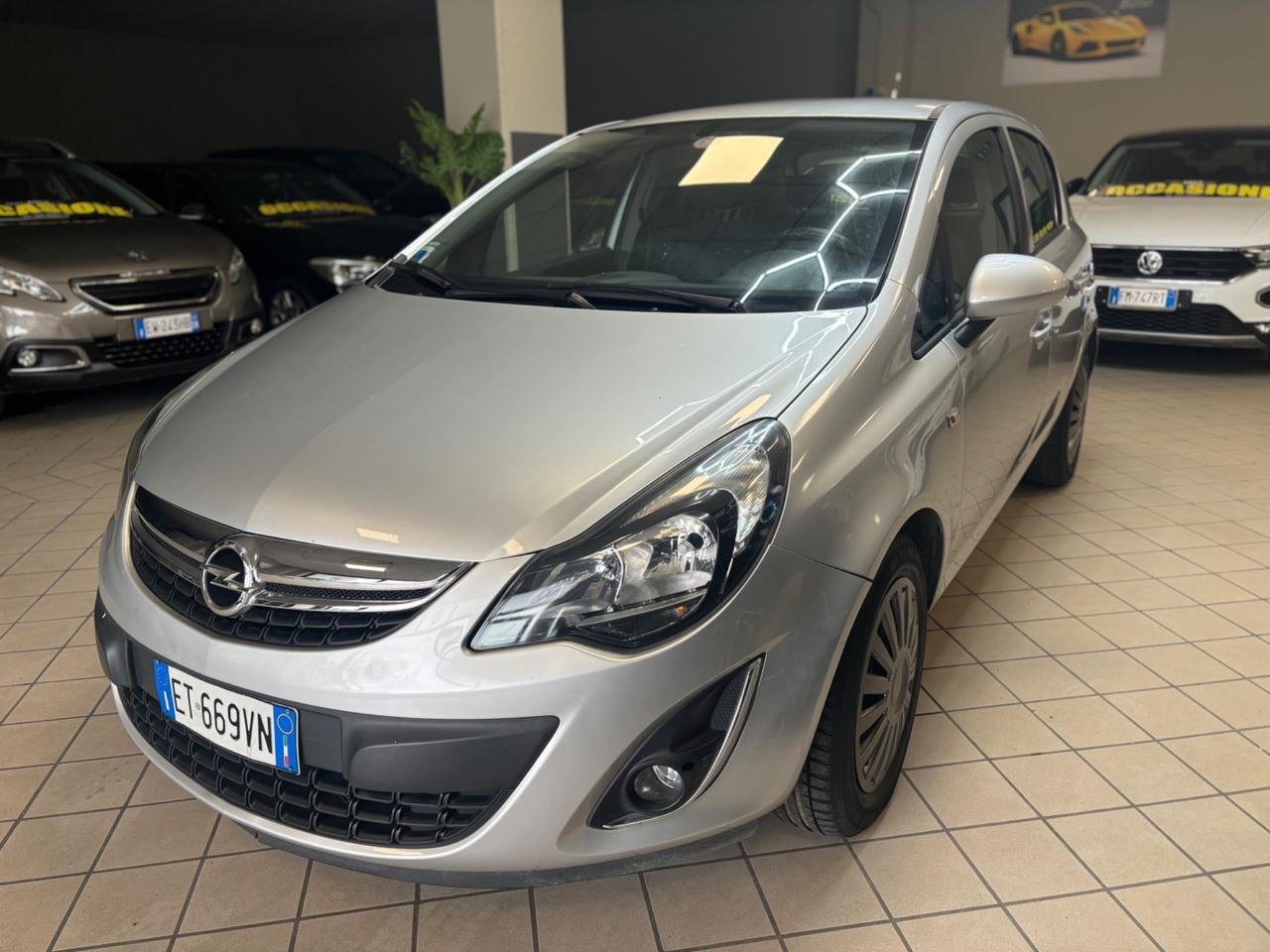 Opel Corsa 1.2 5 porte Sport