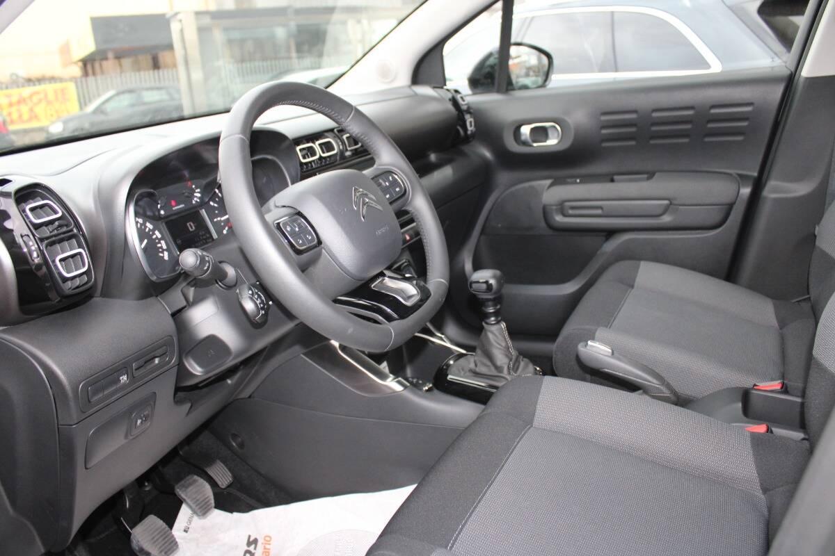 Citroen C3 Aircross 1.2 puretech Shine Pack s&s 110cv con CarPlay