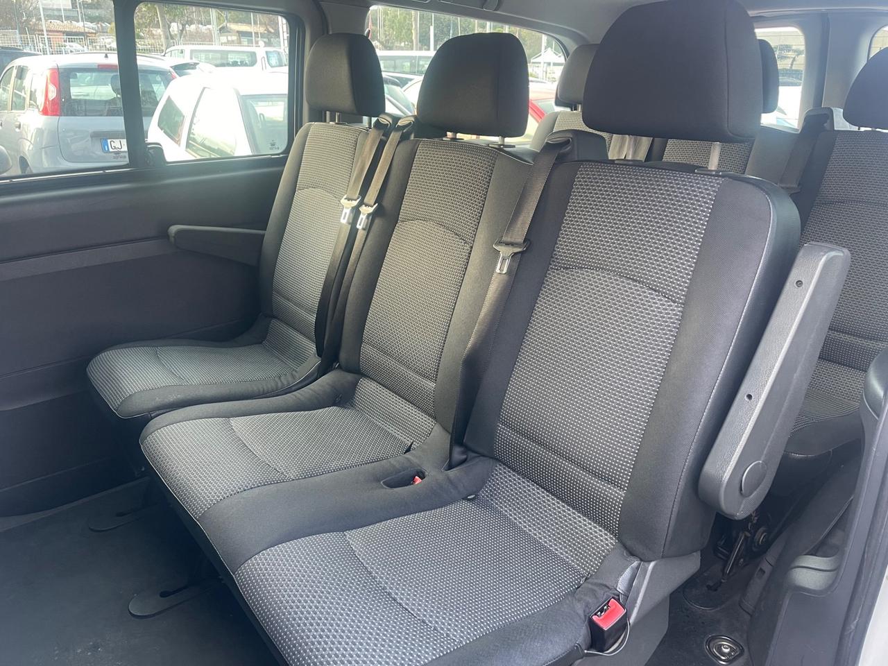 Mercedes-benz Vito 2.2 110 CDI 9 posti Vetrato Long