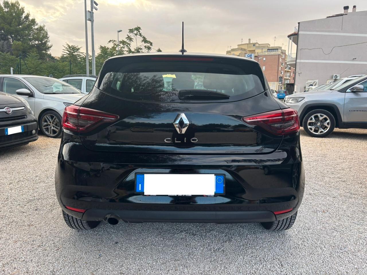 RENAULT CLIO 1.0 B/GPL - 2021