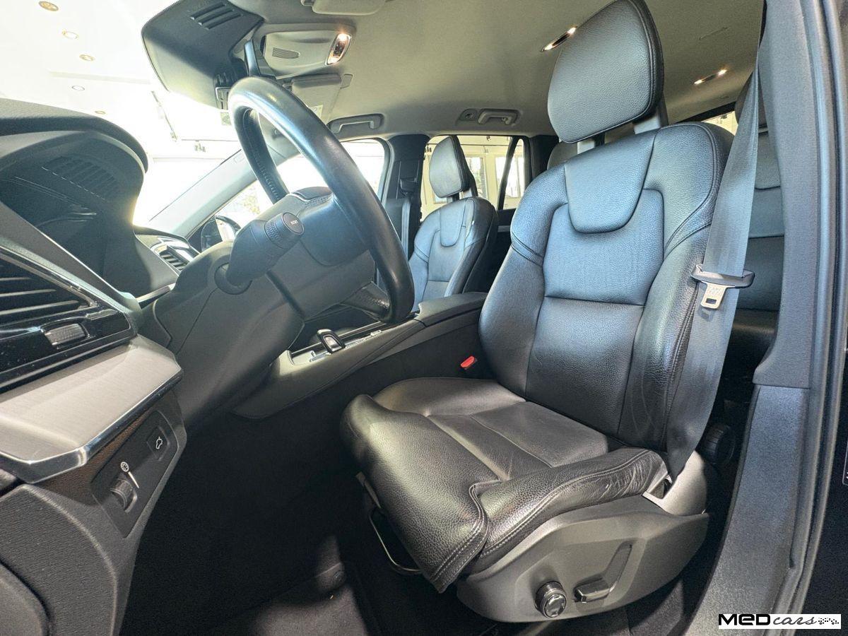 VOLVO - XC90 - B5AWD Geartr. 7 posti Mom. Pro