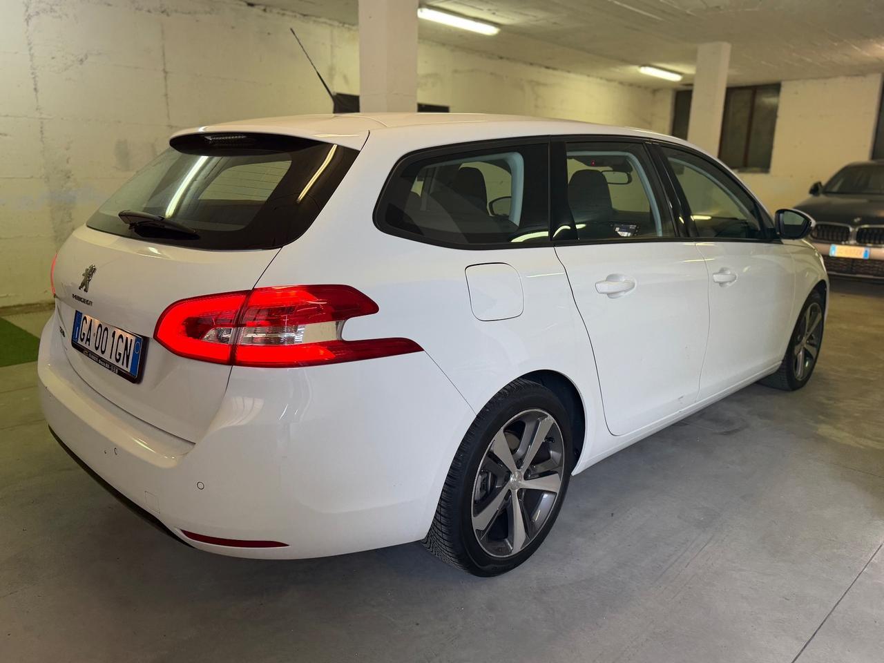 Peugeot 308 BlueHDi 130 S&S EAT6 SW Business